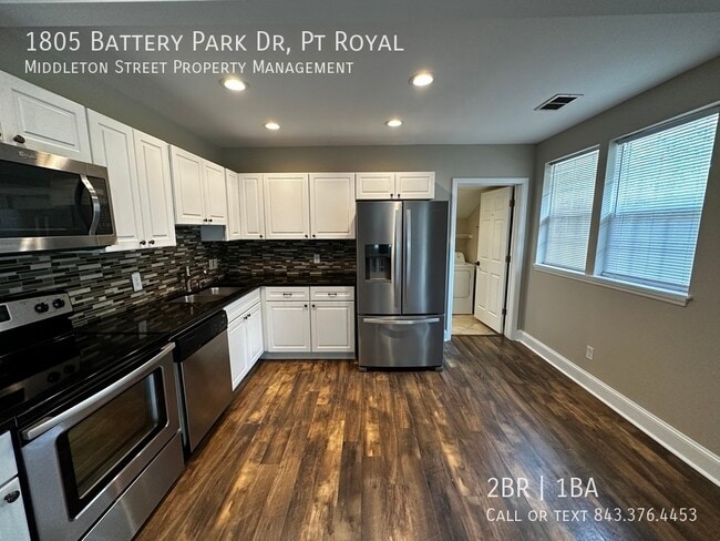 Building Photo - 1805 Battery Park Dr