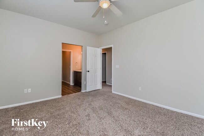 Building Photo - 5229 Mountain Air Cir