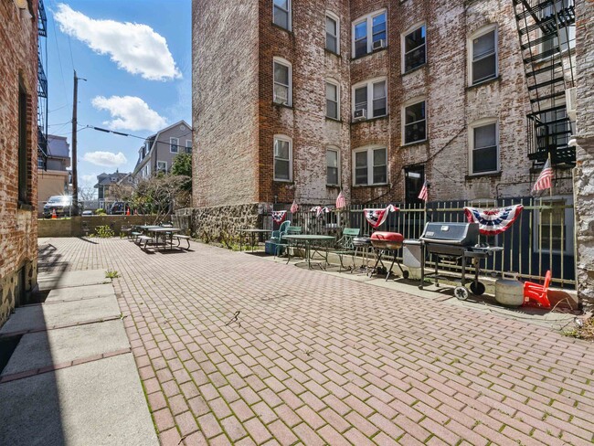 Building Photo - 1055 JFK Blvd E