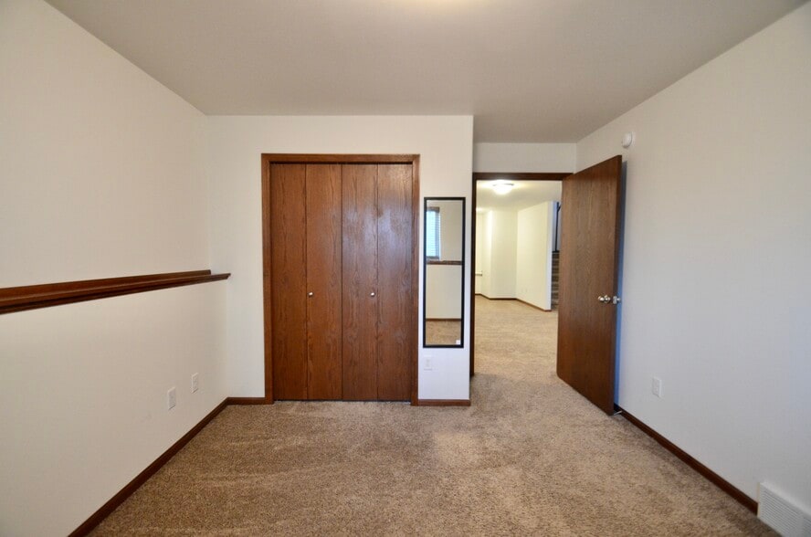 Bedroom 3 lower to family - 445 Foxtail Dr