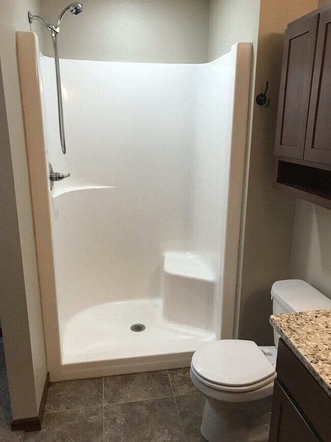 Building Photo - 2318 Lexi Loop SE