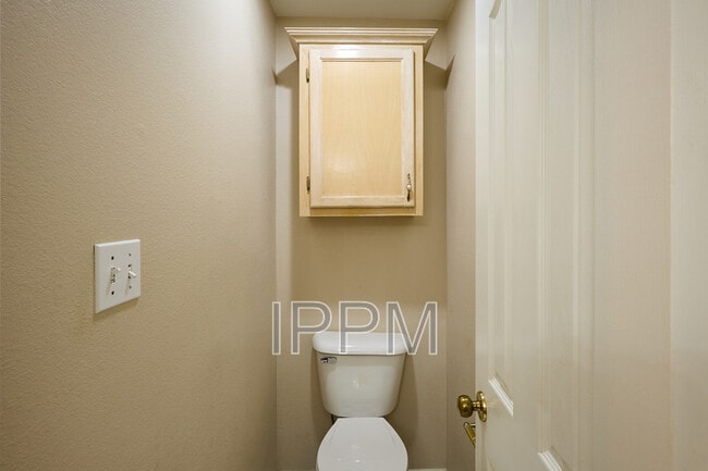 Building Photo - 1309 Summerfield Ln
