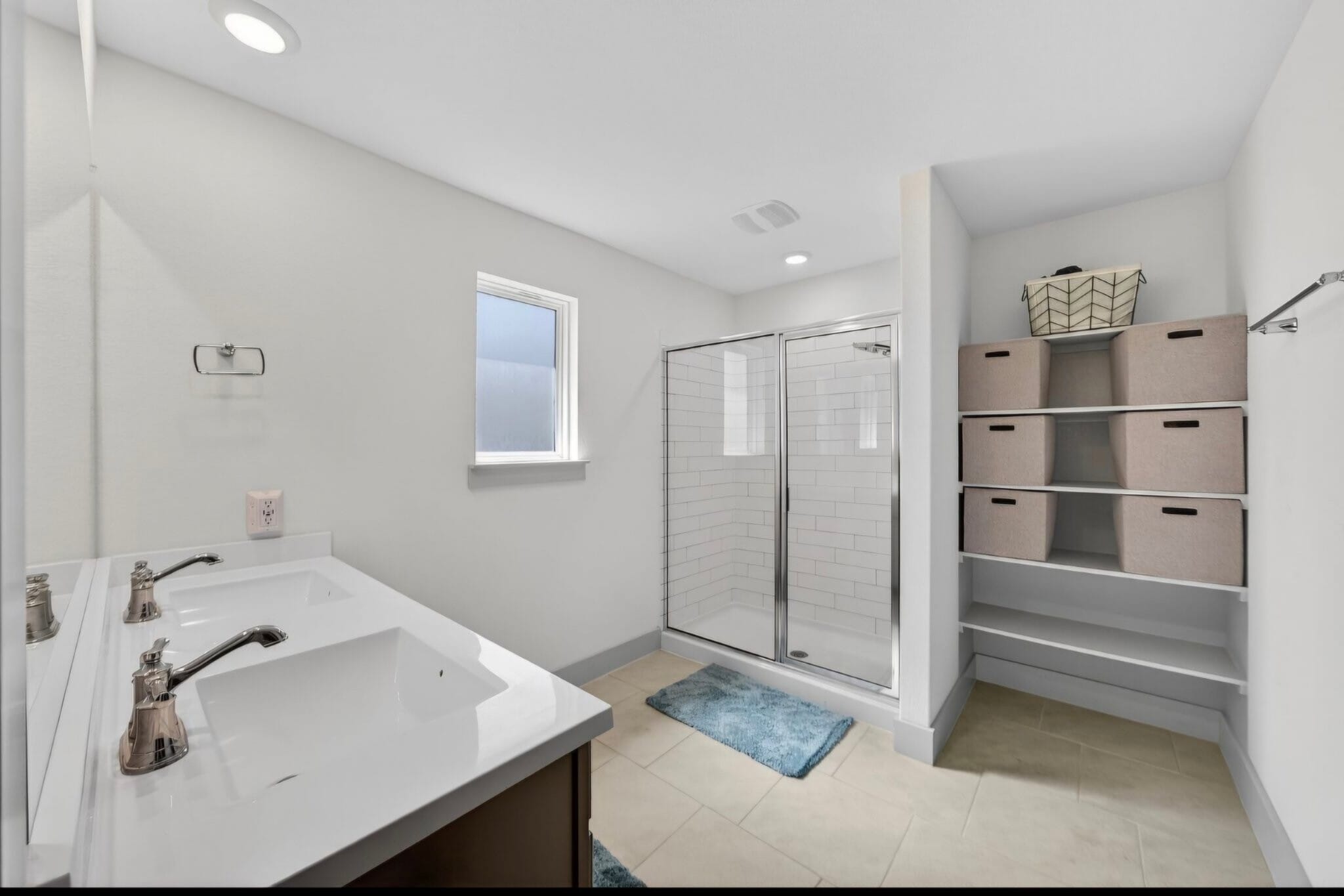 Building Photo - 14214 Lavaca Spgs
