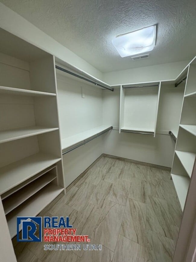 Building Photo - Hurricane Home on Large Lot