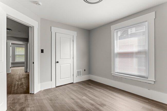 Building Photo - 58 E Philadelphia St