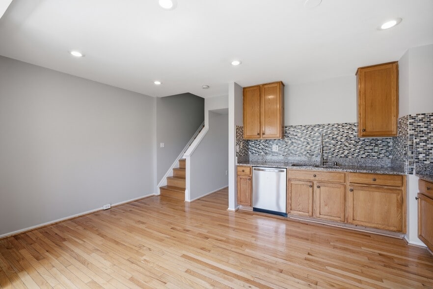 second floor kitchen/dining area - 6228 William Edgar Dr