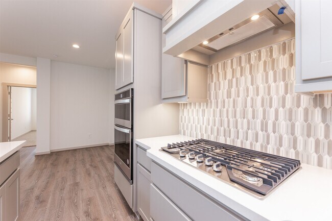 Building Photo - 29502 Red Rocks Pk Dr