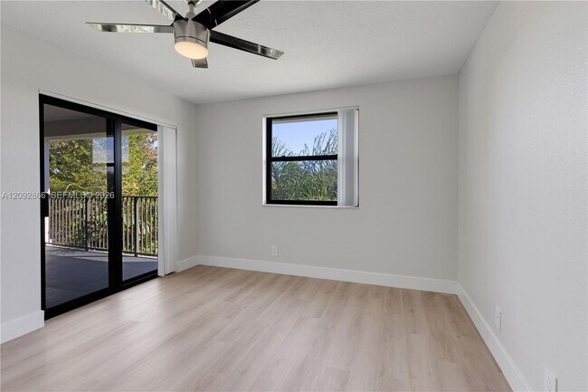 Building Photo - 10125 W Sunrise Blvd