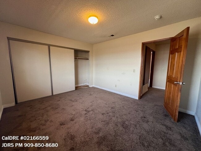 Building Photo - Lancaster 4 Bedroom Home
