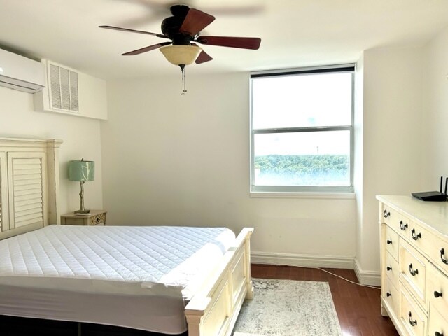 Building Photo - 4015 Bayshore Blvd