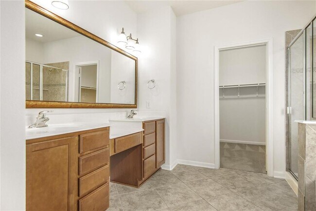 Building Photo - 16402 Lanesborough Dr