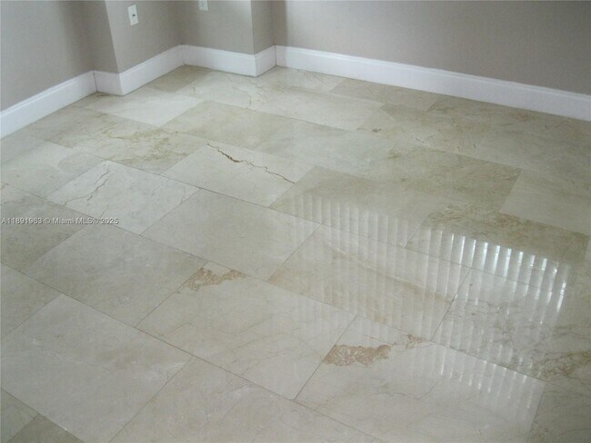 Building Photo - 31 SE 5th St