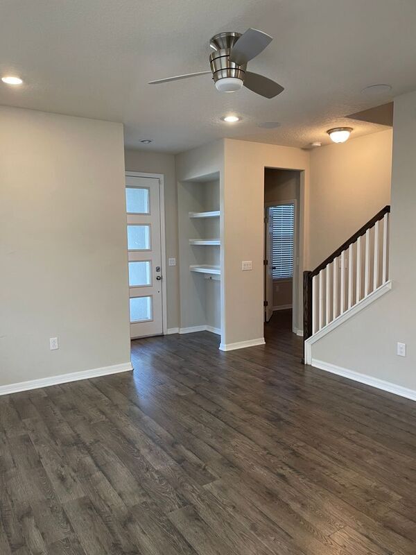 Building Photo - 2609 Amati Dr