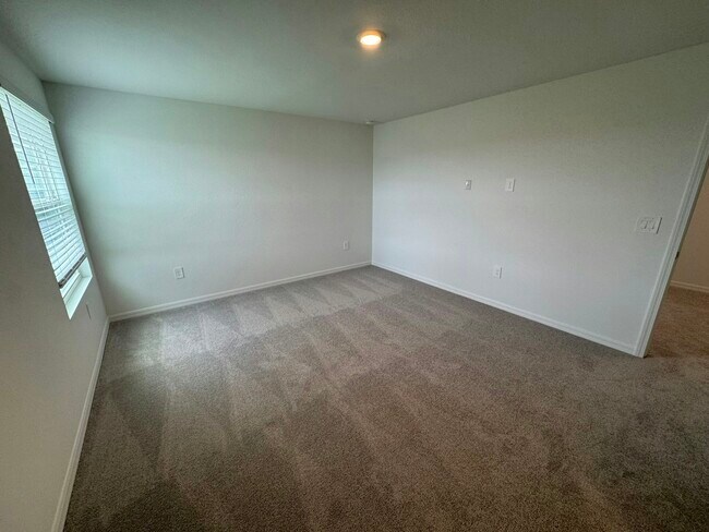 Building Photo - 11843 Cloverly Ln