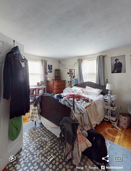 Building Photo - 11 Rockland Pl