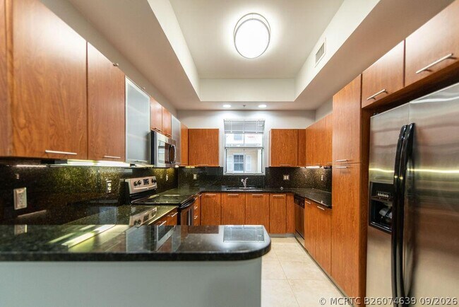 Building Photo - 2326 Vintage Cir