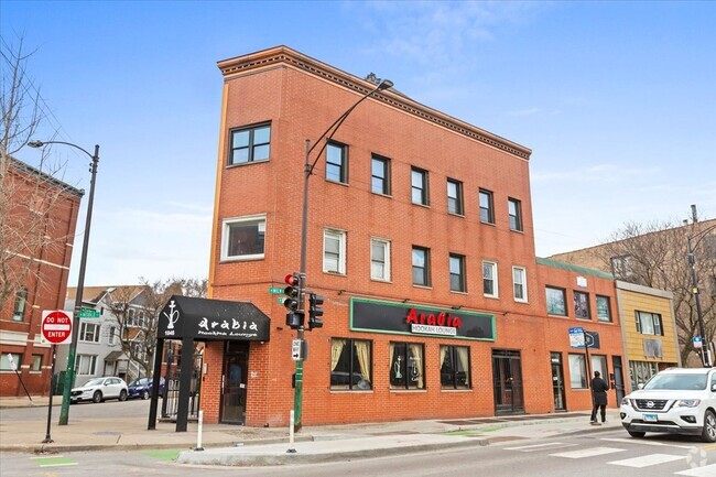 Building Photo - 1046 N Milwaukee Ave