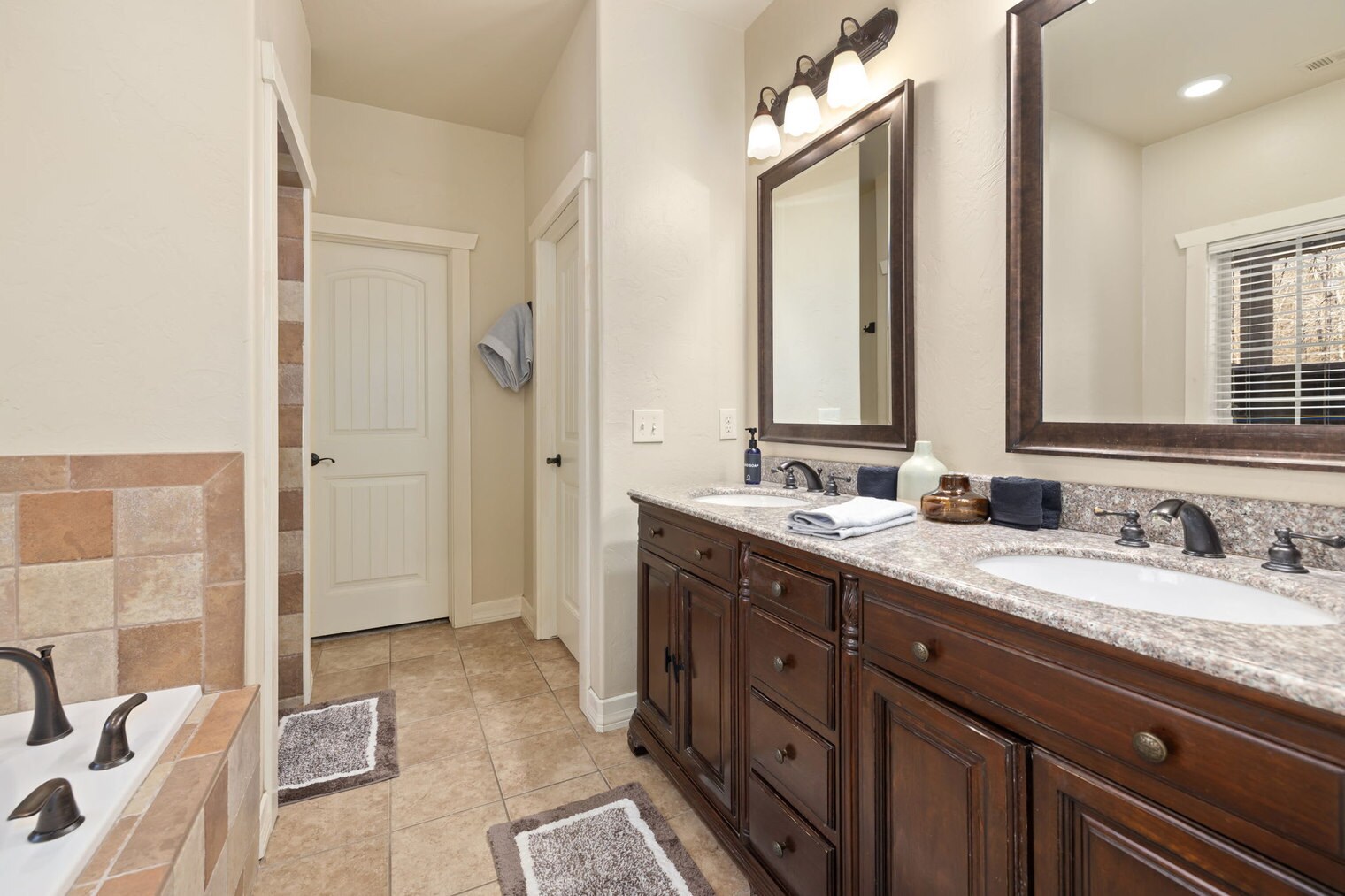 Building Photo - 4933 Trout Farm Rd