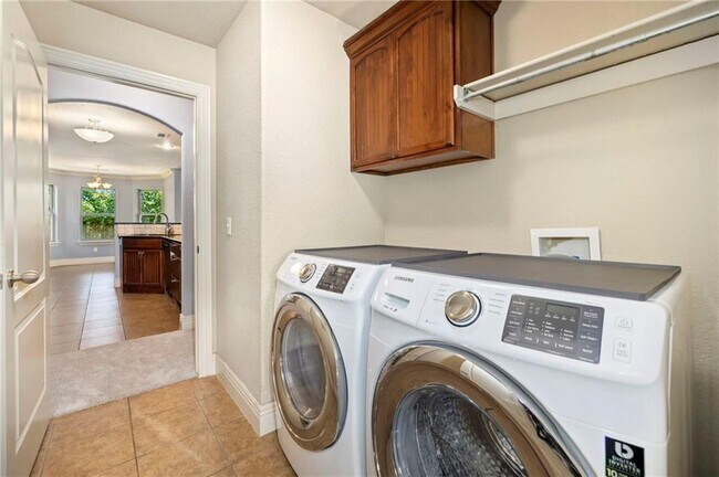 Building Photo - 2958 N Cassius Ln