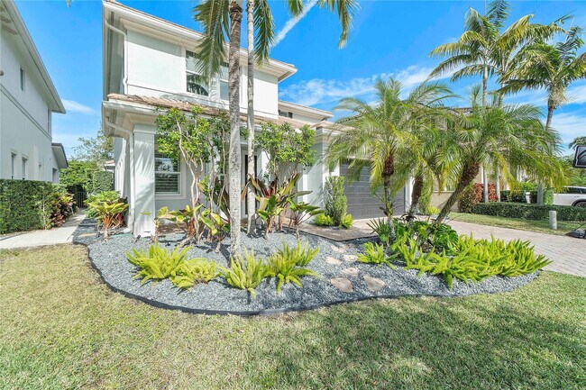 Building Photo - 12015 NW 83rd Pl