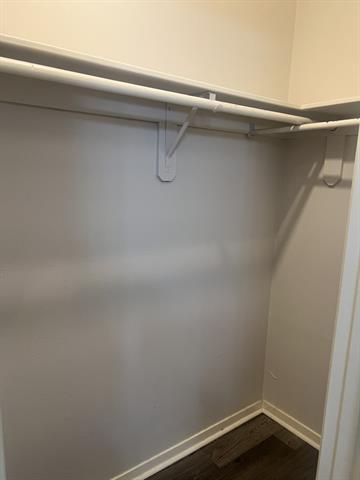 Building Photo - 532 Canary Ln