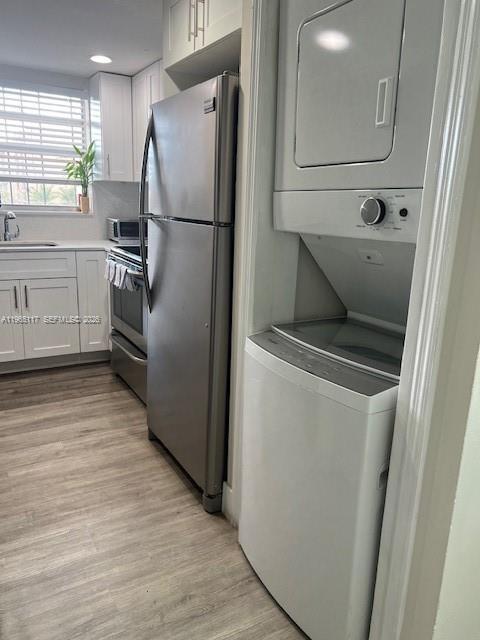 Building Photo - 8897 Fontainebleau Blvd