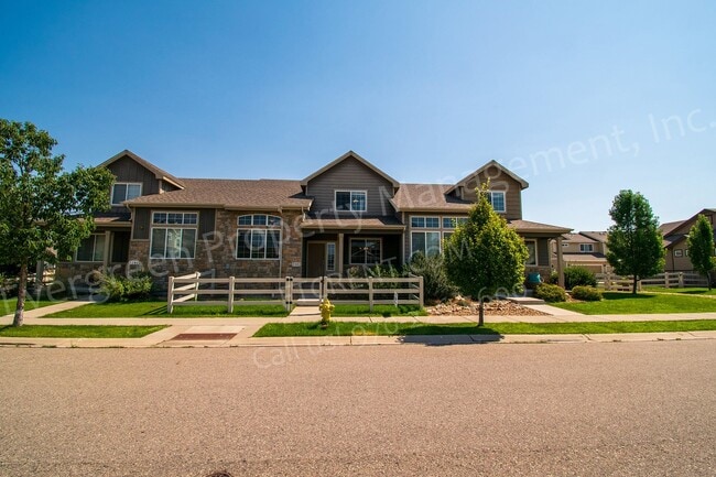 Building Photo - 2802 Exmoor Ln