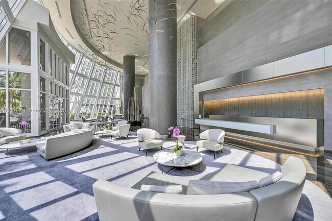 Building Photo - 1830 S Ocean Dr