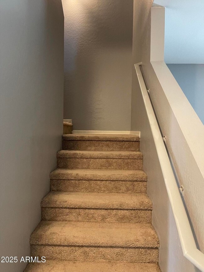 Building Photo - 374 S Verdad Ln