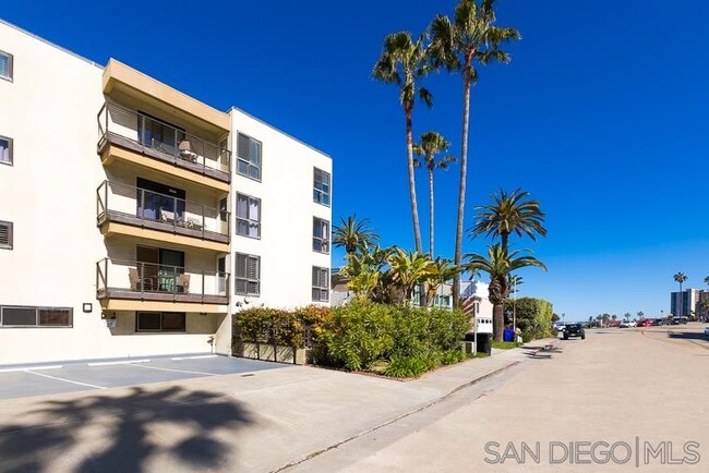 Building Photo - 457 Coast Blvd