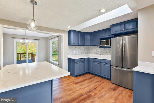 Building Photo - 10622 Cavalcade St