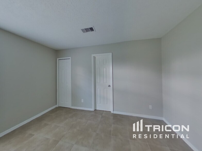 Building Photo - 3095 Branchville Dr