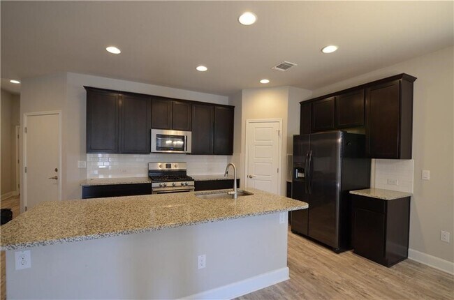 Building Photo - 9109 Alex Ln