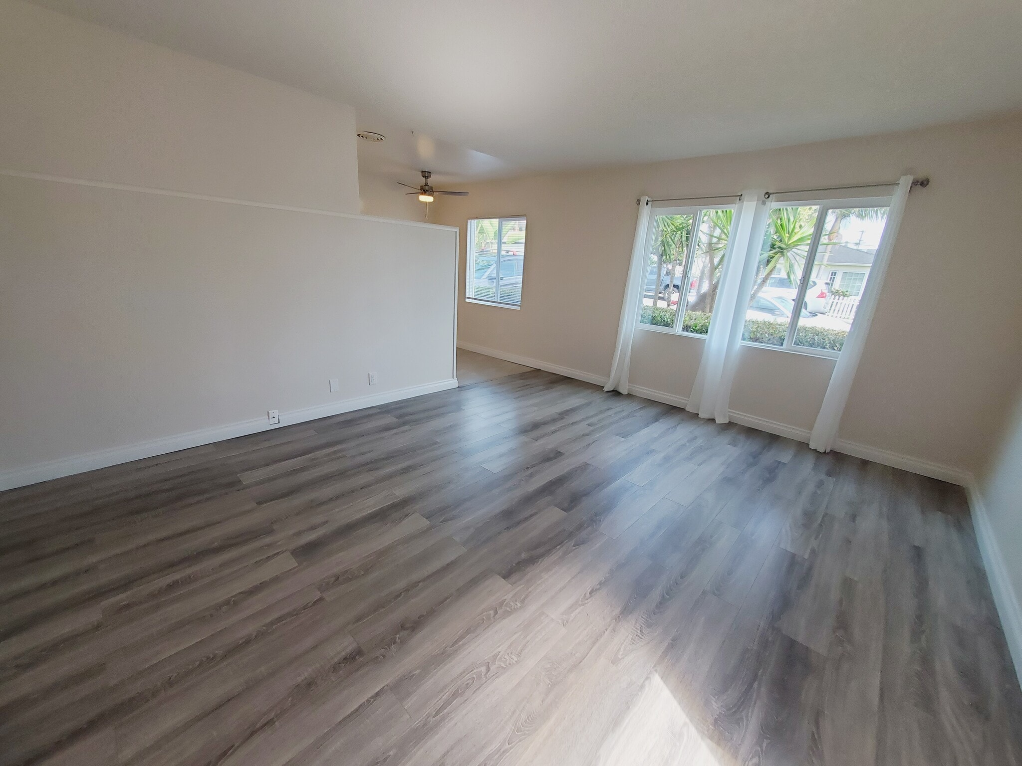 Building Photo - 312 Avenida Cabrillo