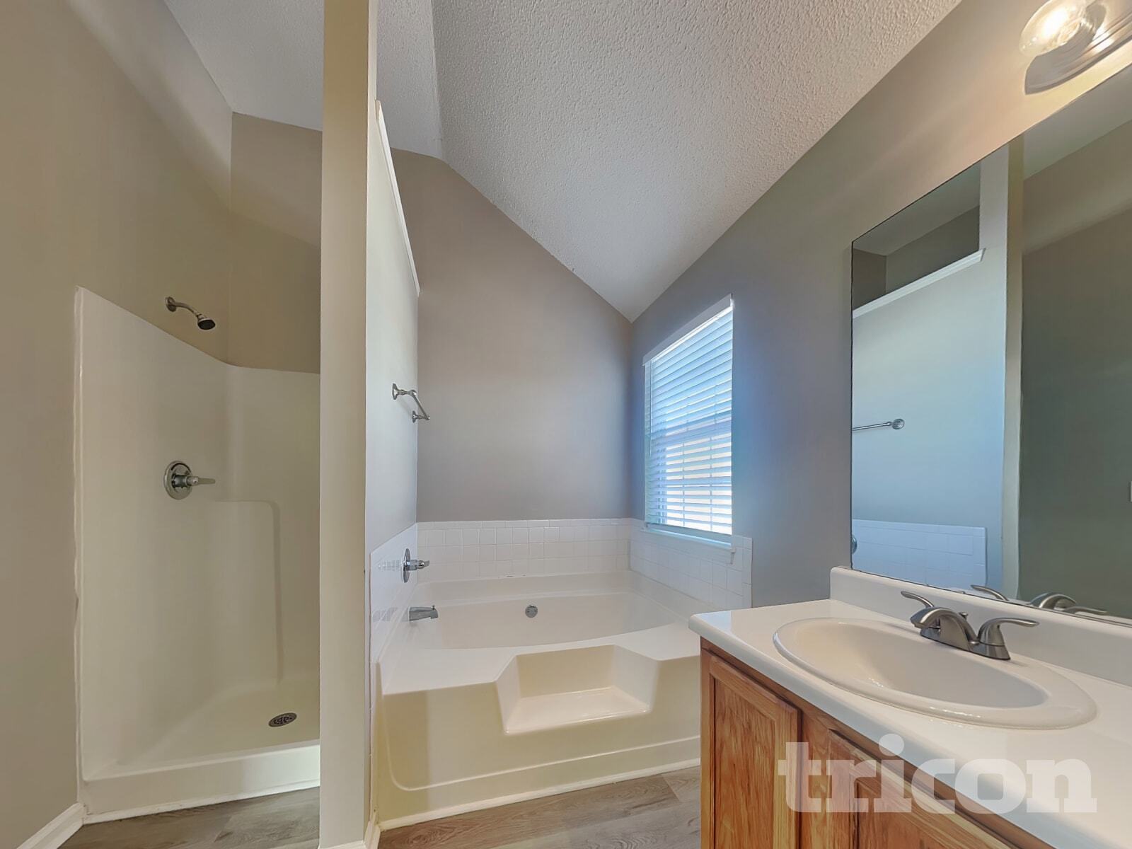 Building Photo - 816 Marcus Ln