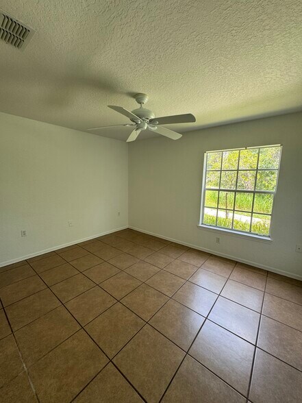 Building Photo - 7417 Vista Way