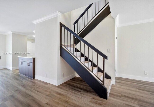 Building Photo - 4828 Sheridan St