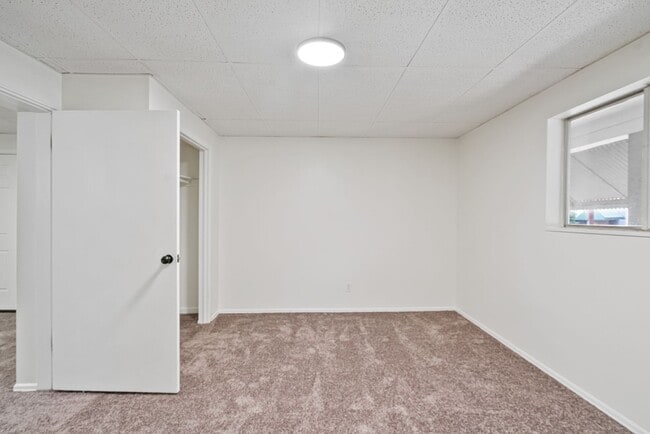 Building Photo - 641 Sixth St