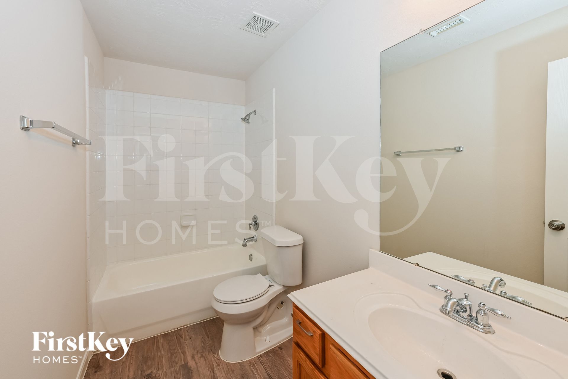 Building Photo - 2506 Fox Water Dr