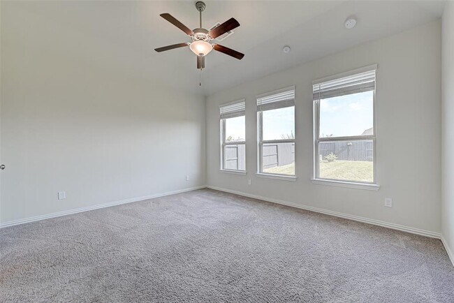 Building Photo - 30822 Lake Spur Mnr