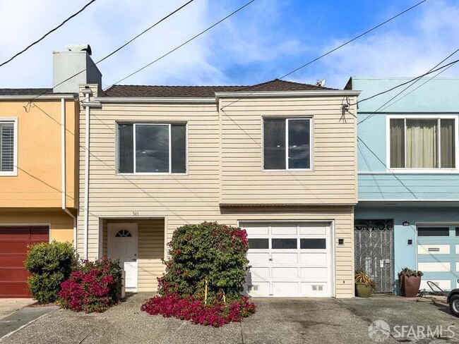 Building Photo - 346 Mangels Ave