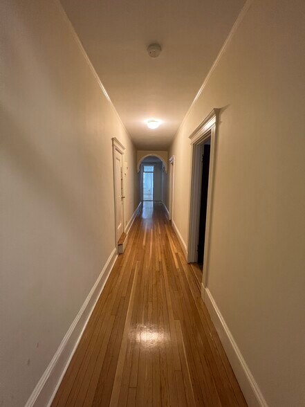 Building Photo - 73 Longwood Ave