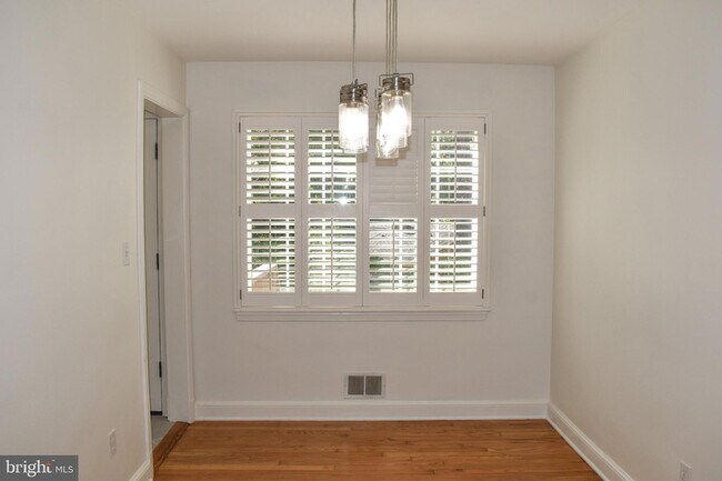 Building Photo - 304 Moncure Dr