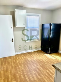 Building Photo - Spacious 2 bedroom home near Churchill Downs- Section 8 accepted