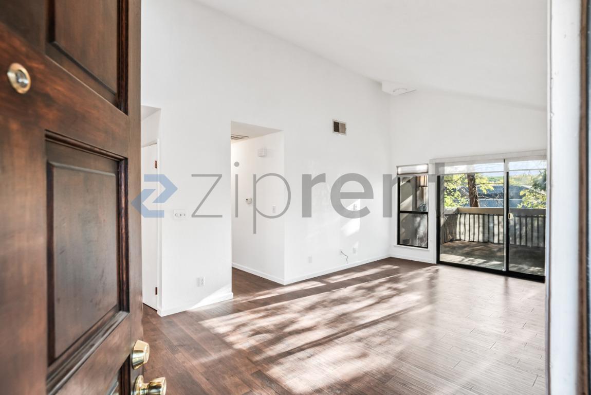 Building Photo - 1544 Bailey Rd