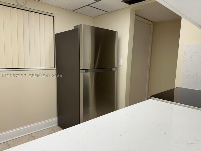 Building Photo - 8730 SW 133rd Ave