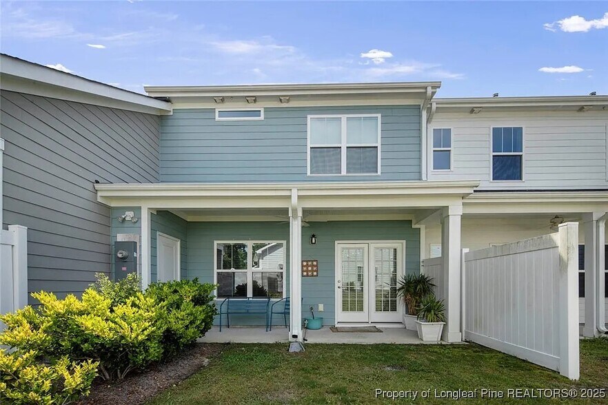 Building Photo - 213 White Stone Pl