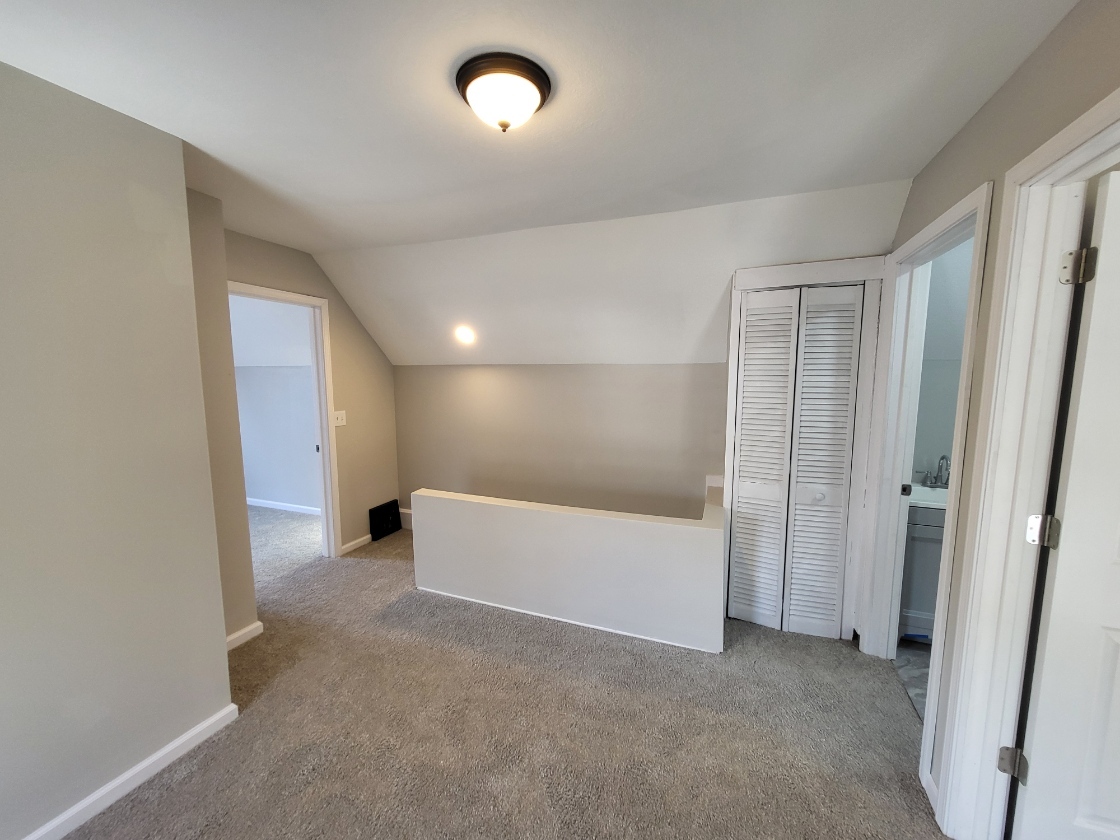 upstairs ( small Sitting area) - 1581 E 47th St