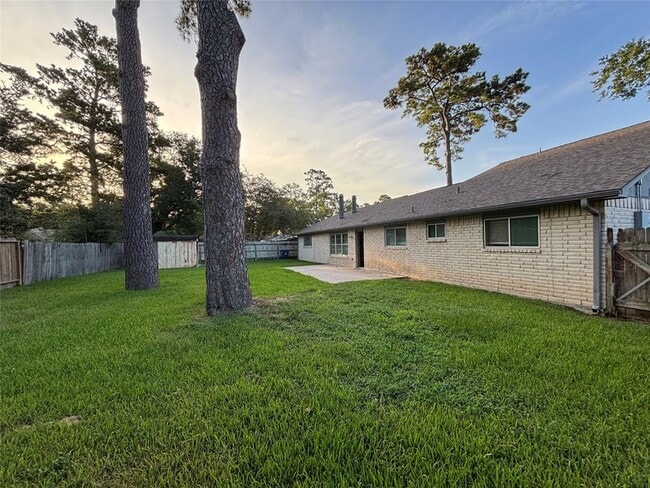 Building Photo - 12614 Campos Dr