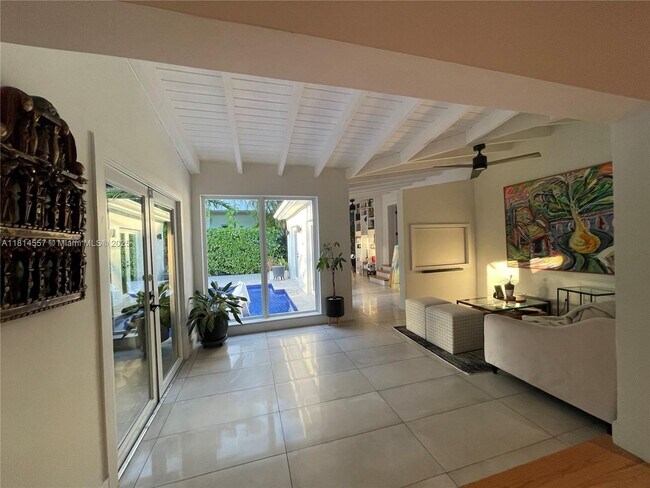 Building Photo - 5775 SW 80th St